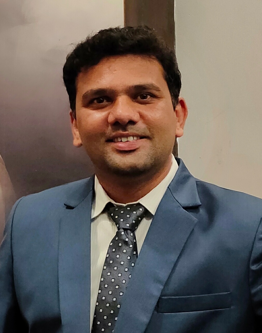 DR MAHESHKUMAR S N